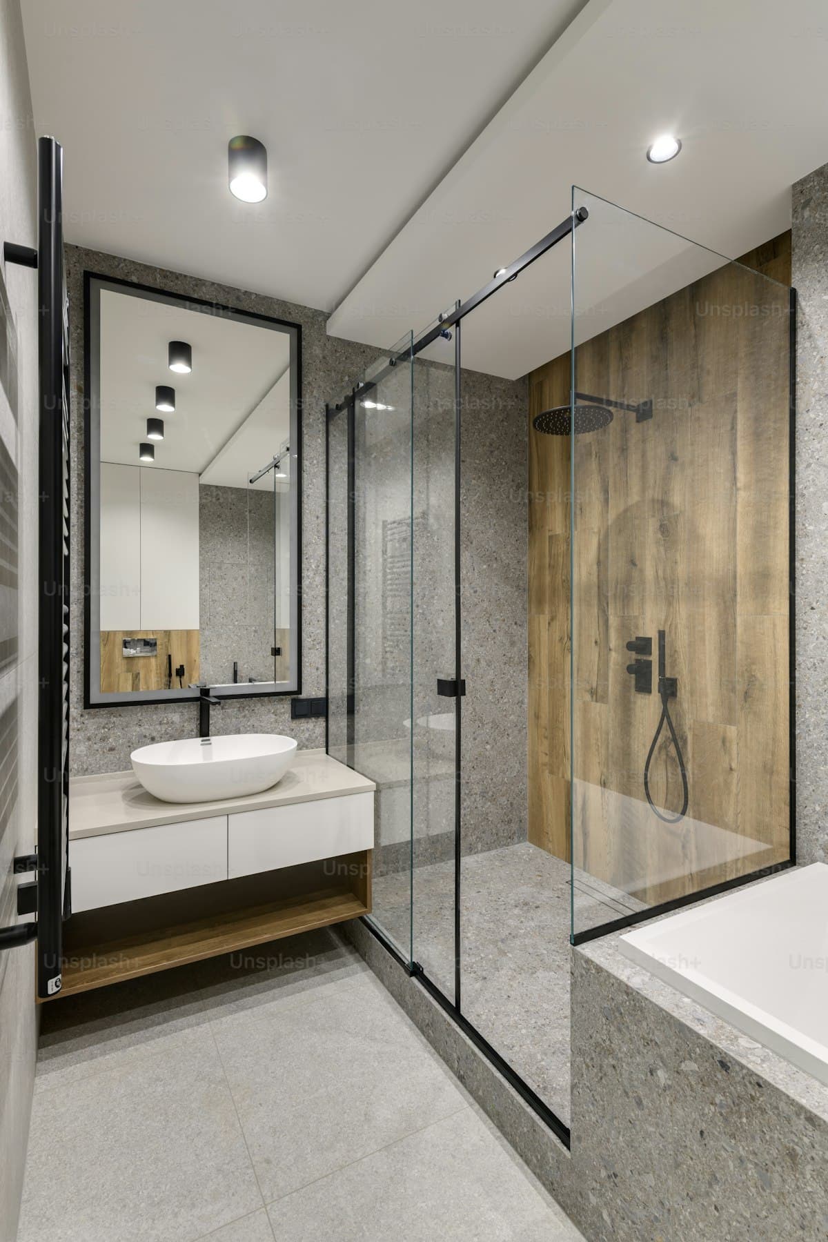 Bathroom Remodel Cost in Kansas City: What Homeowners Pay in 2025