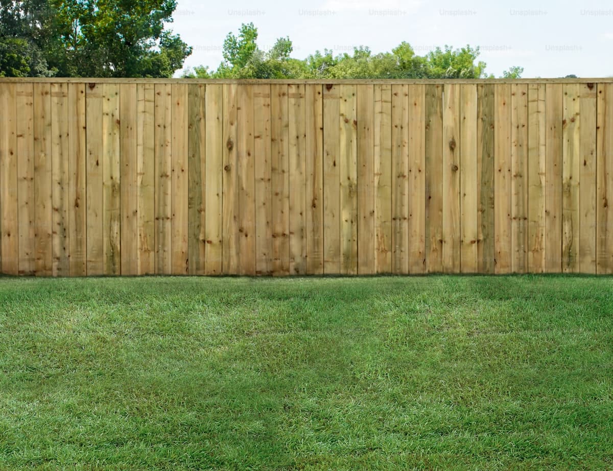 Best Fence for a Midwest Yard: Material Guide by Use Case