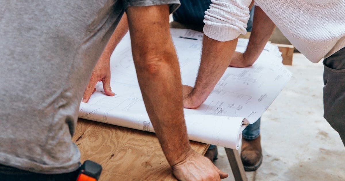 How to Find a Good Contractor in Dayton: Ohio Licensing, Fraud Cases, and Verified Pros