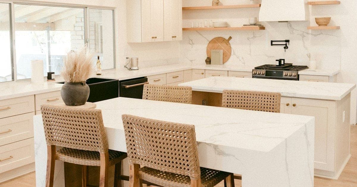 2026 Kansas City Kitchen Trends: The Earthy Two-Tone Shift
