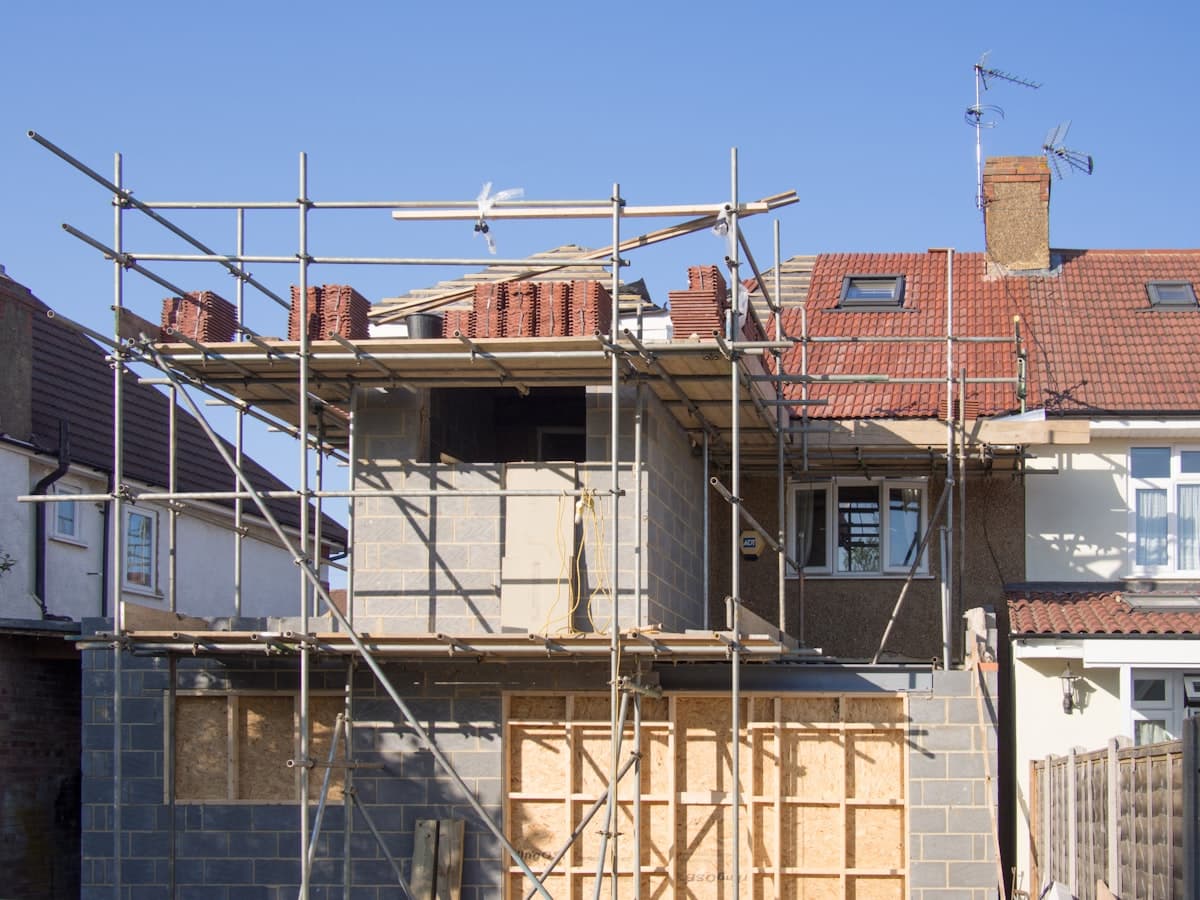 Siding Replacement Cost Calculator: Get Your Budget in 2 Minutes